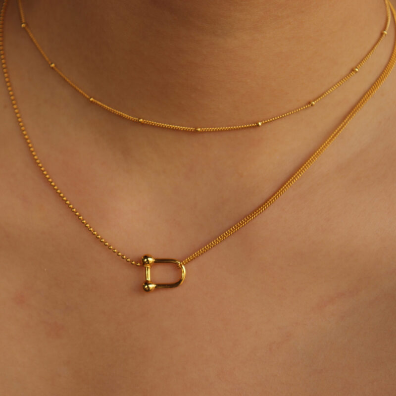 Gold Pendant Necklace